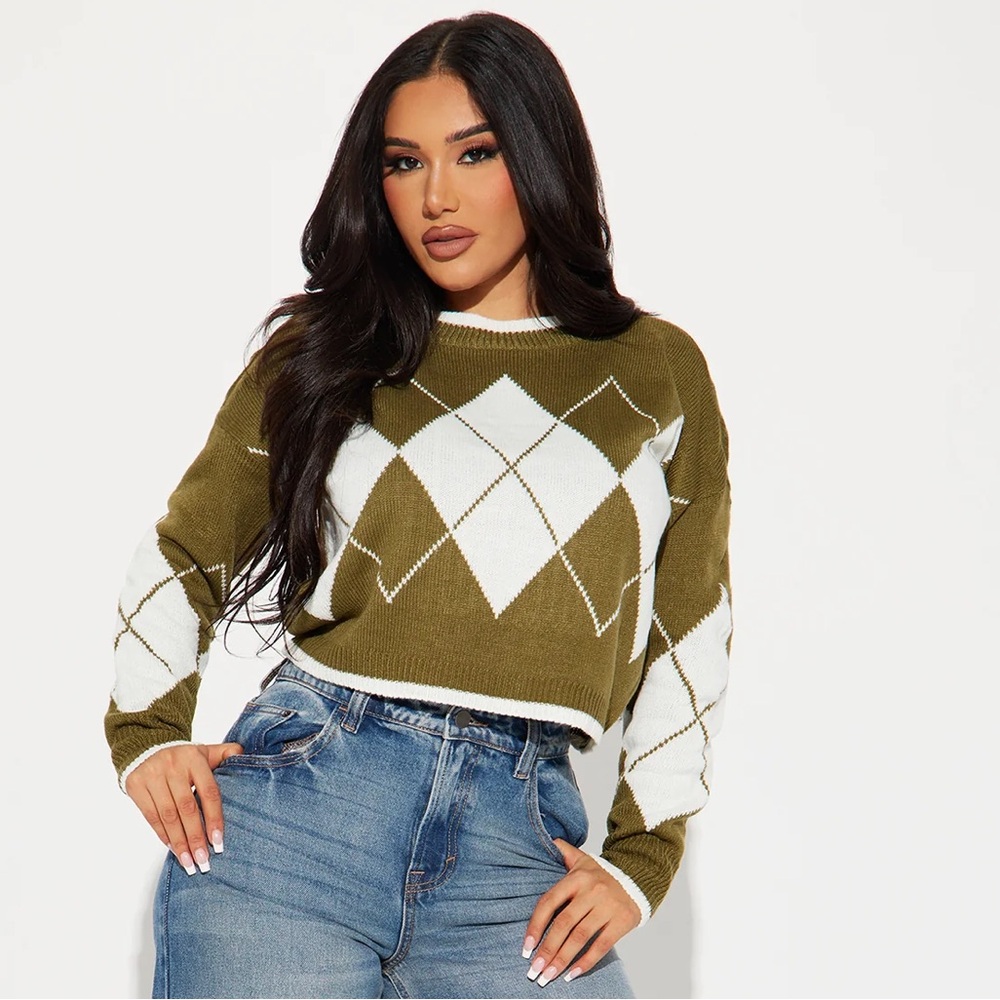 NEW Checkered Crew Neck Sweater